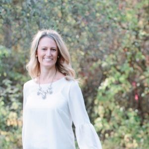 Meet your Posher: A Rodan & Fields Consultant!